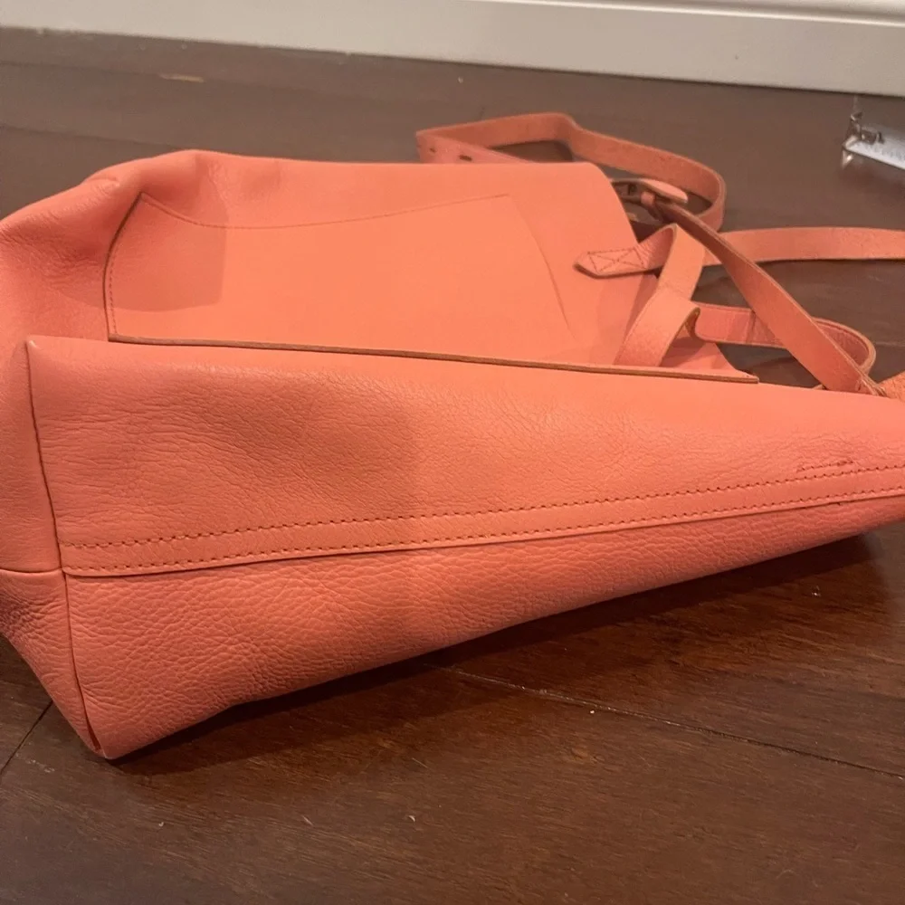 guc madewell medium transport tote in spiced rose Leather Tote adjustable strap